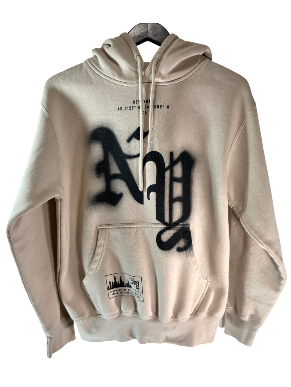 Fashion Nova Women’s XS Beige NYC Graffiti Graphic Pullover Hoodie